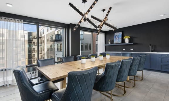 Uptown 500 | Apartment and Community Amenities